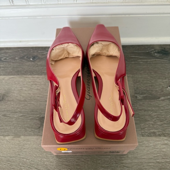 Gianvito Rossi 20mm Lindsay red slingback pumps - Picture 4 of 7